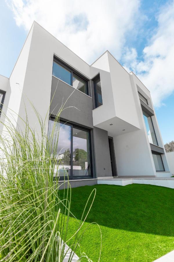 Villa Dino With Ocean View
